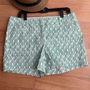 Ann Taylor City Shorts sz 10 White/Kelly Green